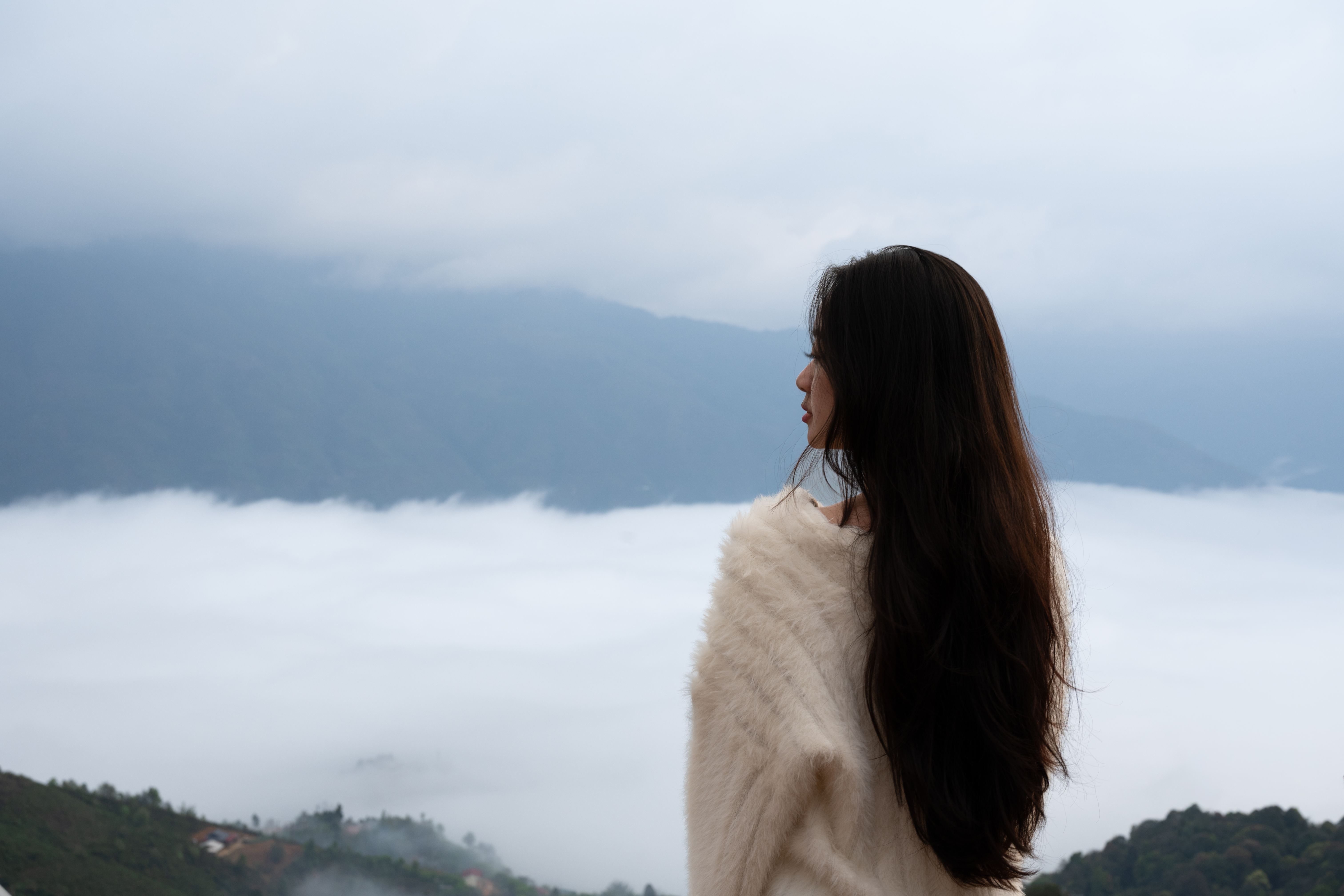 Holiday Magic Coloring Book 10